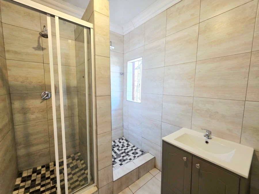 16 Bedroom Property for Sale in Universitas Free State